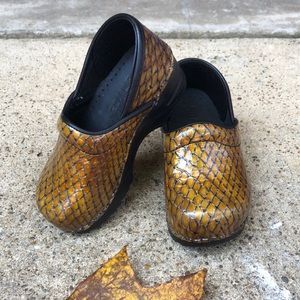 Sanita kids clogs size 26/27